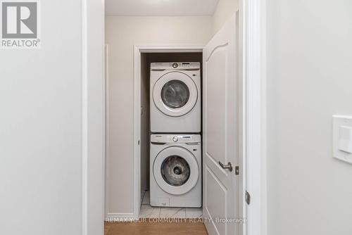 38 Utter Place, Hamilton, ON - Indoor Photo Showing Laundry Room