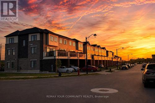 38 Utter Place, Hamilton, ON - Outdoor