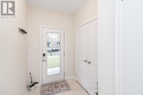 38 Utter Place, Hamilton, ON - Indoor Photo Showing Other Room
