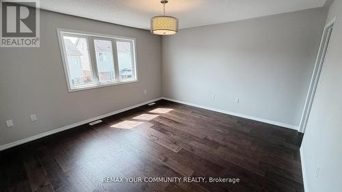 18 Gordon Drive, New Tecumseth, ON - Indoor Photo Showing Other Room