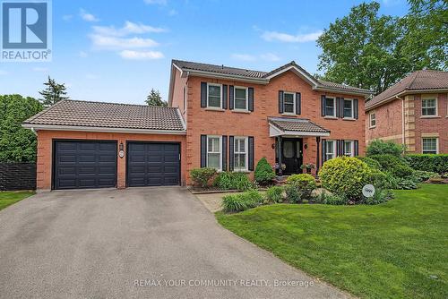 23 Cranberry Lane, Aurora, ON - Outdoor With Facade
