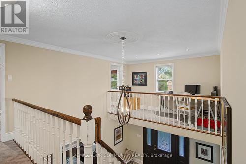 23 Cranberry Lane, Aurora, ON - Indoor Photo Showing Other Room
