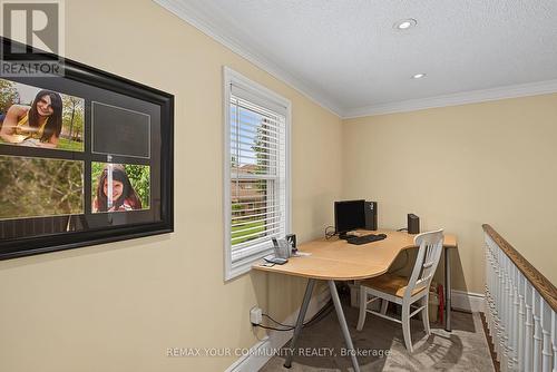 23 Cranberry Lane, Aurora, ON - Indoor Photo Showing Office