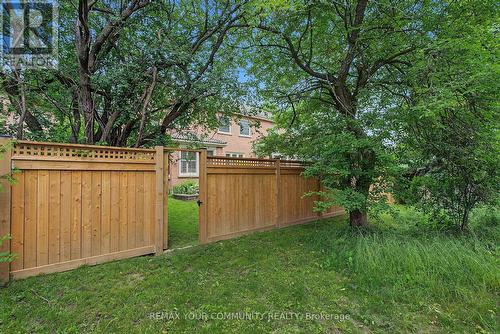 23 Cranberry Lane, Aurora, ON - Outdoor