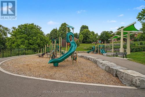 23 Cranberry Lane, Aurora, ON - Outdoor