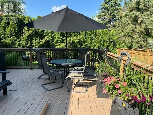 23 Cranberry Lane, Aurora, ON - Outdoor With Deck Patio Veranda