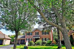23 CRANBERRY LANE Aurora, ON L4G 5Y2