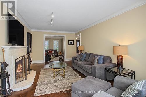 23 Cranberry Lane, Aurora, ON - Indoor Photo Showing Living Room With Fireplace