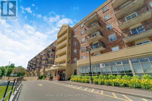 423 - 7373 MARTIN GROVE ROAD  Vaughan, ON L4L 9K1