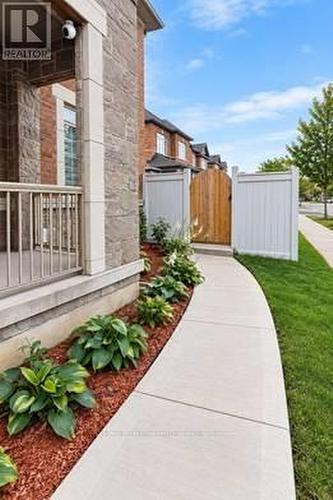LOWER - 51 CAYTON CRESCENT , Bradford West Gwillimbury, Ontario L3Z 0V9 4