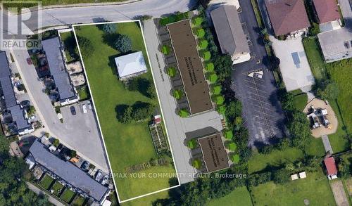 225 16TH AVENUE  Richmond Hill, ON L4C 7A6