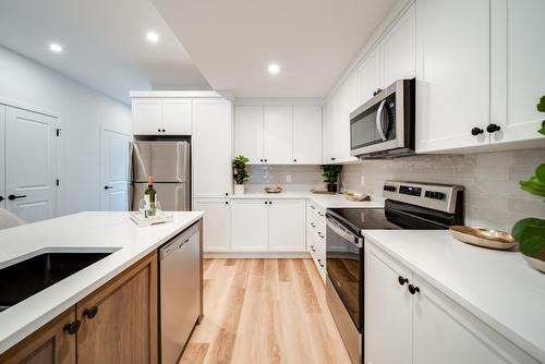 11121 62 Street, Edmonton, AB - Indoor Photo Showing Kitchen