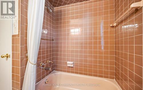 628 Shenandoah Drive, Mississauga, ON - Indoor Photo Showing Bathroom