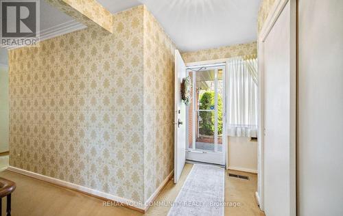 628 Shenandoah Drive, Mississauga, ON - Indoor Photo Showing Other Room
