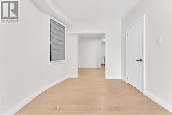 UPPER LEVEL - 1822 ST CLAIR AVENUE W Toronto, ON M6N 1J5