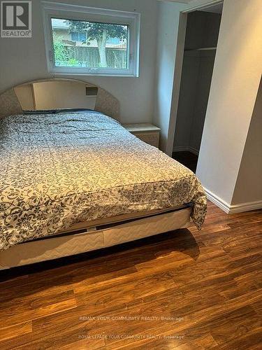 3237 Corry Crescent S, Niagara Falls, ON - Indoor Photo Showing Bedroom