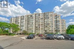 913 - 175 CEDAR AVENUE Richmond Hill, ON L4C 9V3