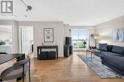 721 - 3 ELLESMERE STREET Richmond Hill, ON L4B 4N2