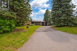 3211 EIGHTH LINE Bradford West Gwillimbury, ON L3Z 3R6