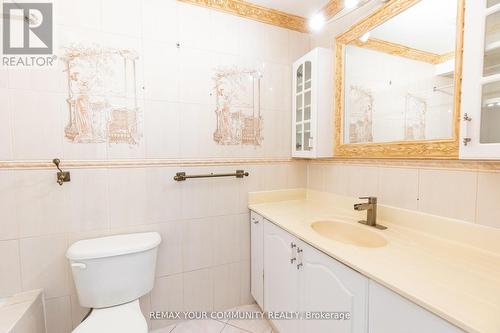 32 Marbury Crescent, Toronto, ON - Indoor Photo Showing Bathroom