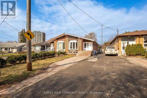 32 Marbury Crescent, Toronto, ON - Outdoor With Facade