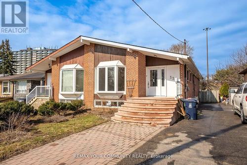 32 Marbury Crescent, Toronto, ON - Outdoor