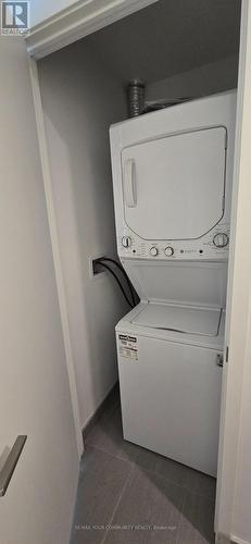 511 - 20 Deans Drive, Toronto, ON - Indoor Photo Showing Laundry Room