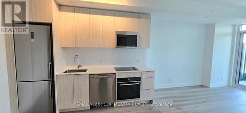 511 - 20 Deans Drive, Toronto, ON - Indoor Photo Showing Kitchen With Stainless Steel Kitchen