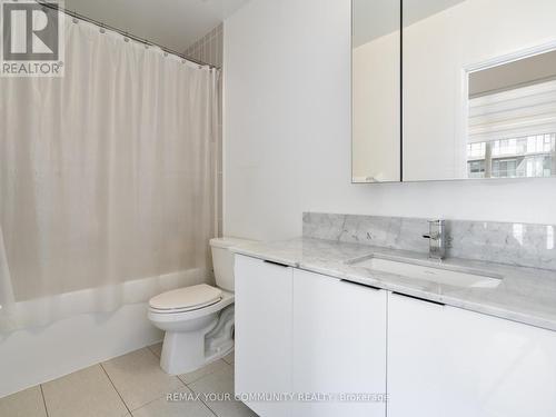 Private 2nd ensuite - 1012 - 99 Eagle Rock Way, Vaughan, ON - Indoor Photo Showing Bathroom