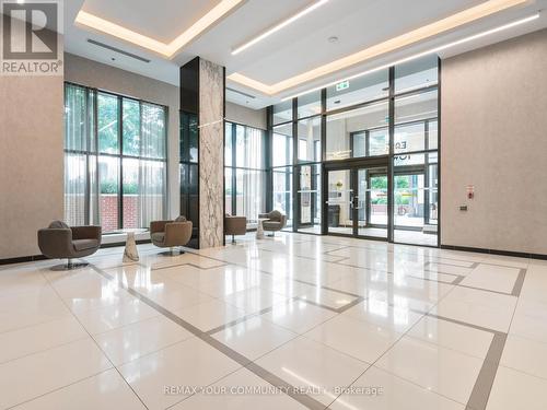 Modern Foyer w/24hr Concierge - 1012 - 99 Eagle Rock Way, Vaughan, ON - Indoor Photo Showing Other Room