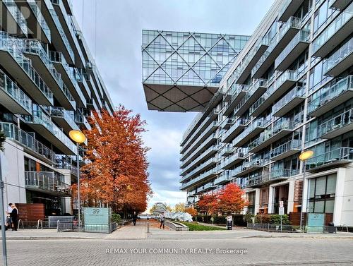 815 - 39 Queens Quay E, Toronto, ON - Outdoor