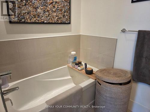 815 - 39 Queens Quay E, Toronto, ON - Indoor Photo Showing Bathroom