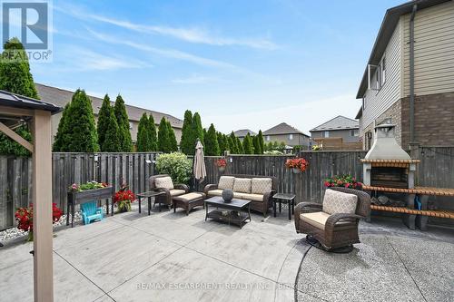 68 Garinger Crescent, Hamilton, ON - Outdoor