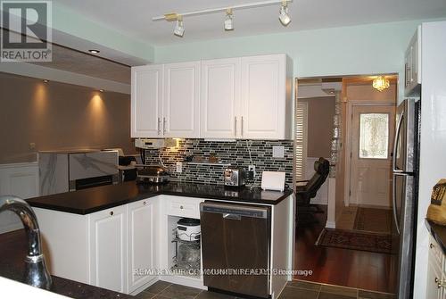 56 Willesden Road, Toronto, ON - Indoor Photo Showing Kitchen