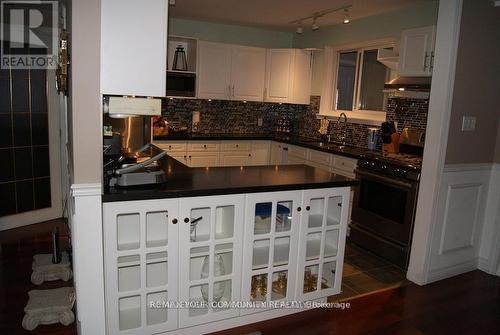 56 Willesden Road, Toronto, ON - Indoor Photo Showing Kitchen