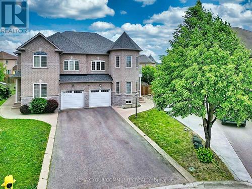 15 BELLEFONTAINE COURT  Vaughan, ON L6A 4A7
