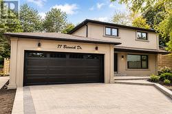 LOWER UNIT - 77 BESWICK DRIVE Newmarket, ON L3Y 1E8