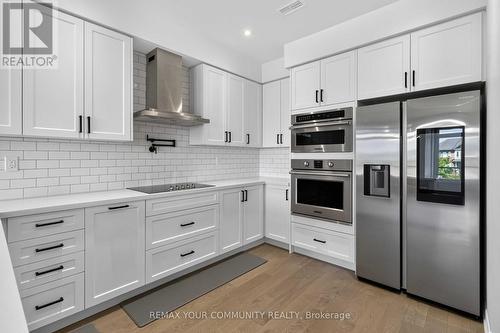 92 Holyrood Crescent, Vaughan, ON - Indoor Photo Showing Kitchen
