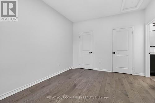 92 Holyrood Crescent, Vaughan, ON - Indoor Photo Showing Other Room
