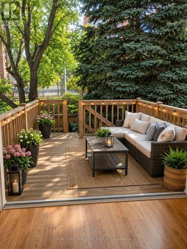 67 - 1575 SOUTH PARADE COURT  Mississauga, ON L5M 6E9