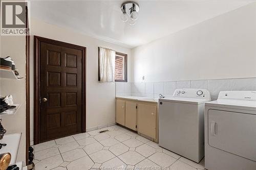 2059 Lesperance, Tecumseh, ON - Indoor Photo Showing Laundry Room