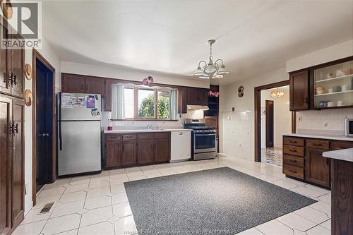 2059 Lesperance, Tecumseh, ON - Indoor Photo Showing Kitchen
