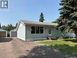 129 3rd STREET NE Wadena, SK S0A 4J0