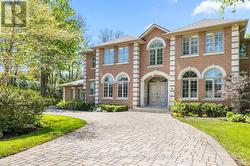 22 VALLONCLIFFE ROAD Markham, ON L3T 2W8