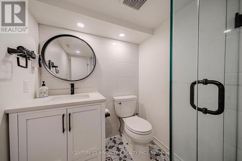 60 Dorking Crescent, Toronto, ON - Indoor Photo Showing Bathroom