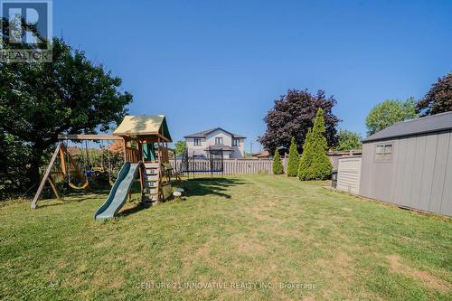 60 Dorking Crescent, Toronto, ON - Outdoor
