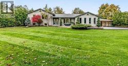 9 ANCHOR COURT East Gwillimbury, ON L9N 1G1