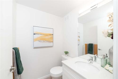 109 Ken Oblik Drive, Winnipeg, MB - Indoor Photo Showing Bathroom
