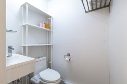 Powder room - 