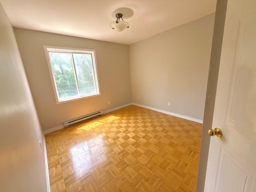 Chambre à coucher - 1618 Rue Notre-Dame-De-Fatima, Laval (Duvernay), QC - Indoor Photo Showing Other Room